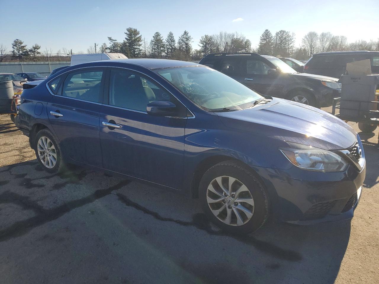 2019 NISSAN SENTRA S photo 4