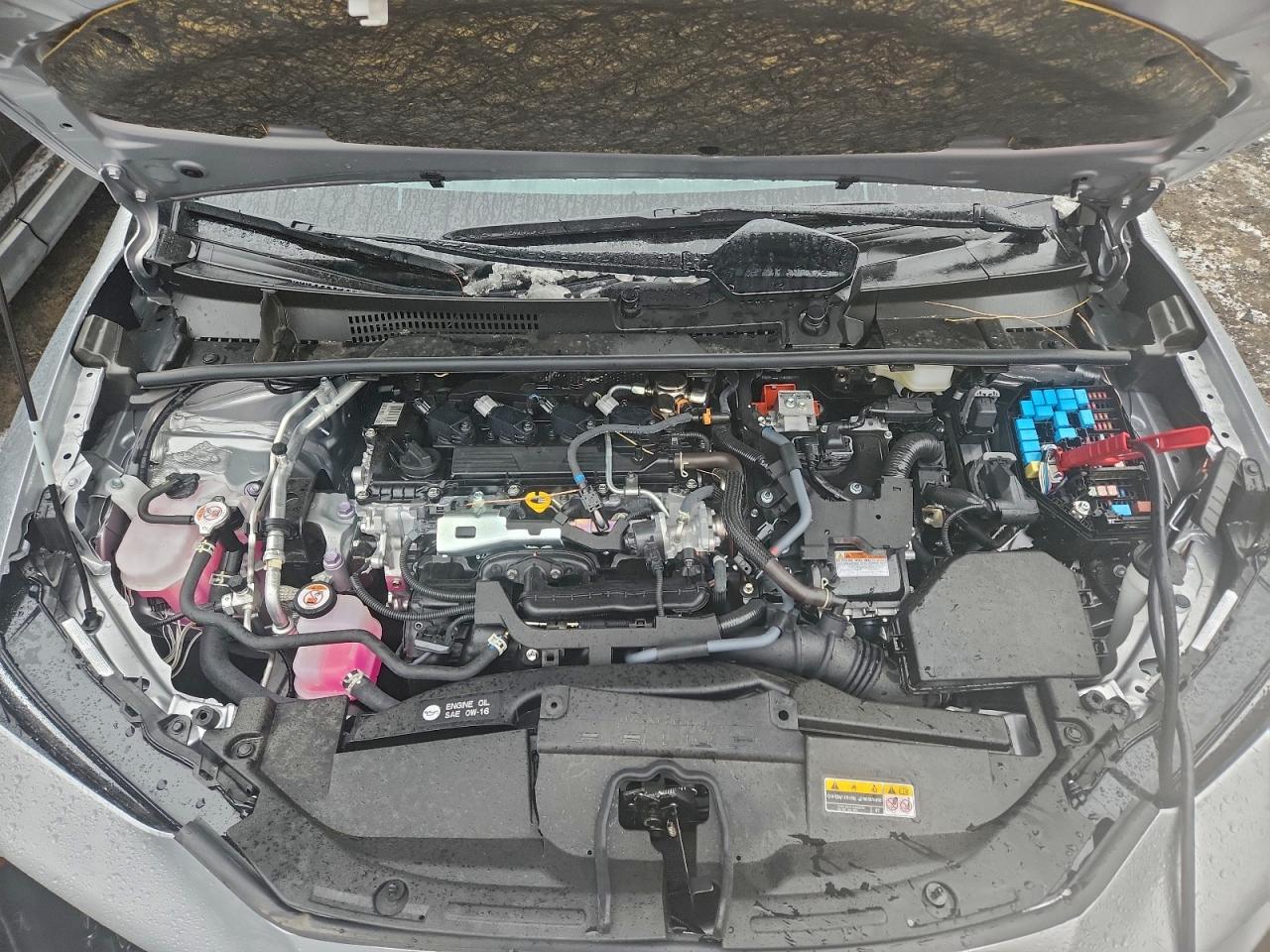 2025 TOYOTA PRIUS LE photo 11