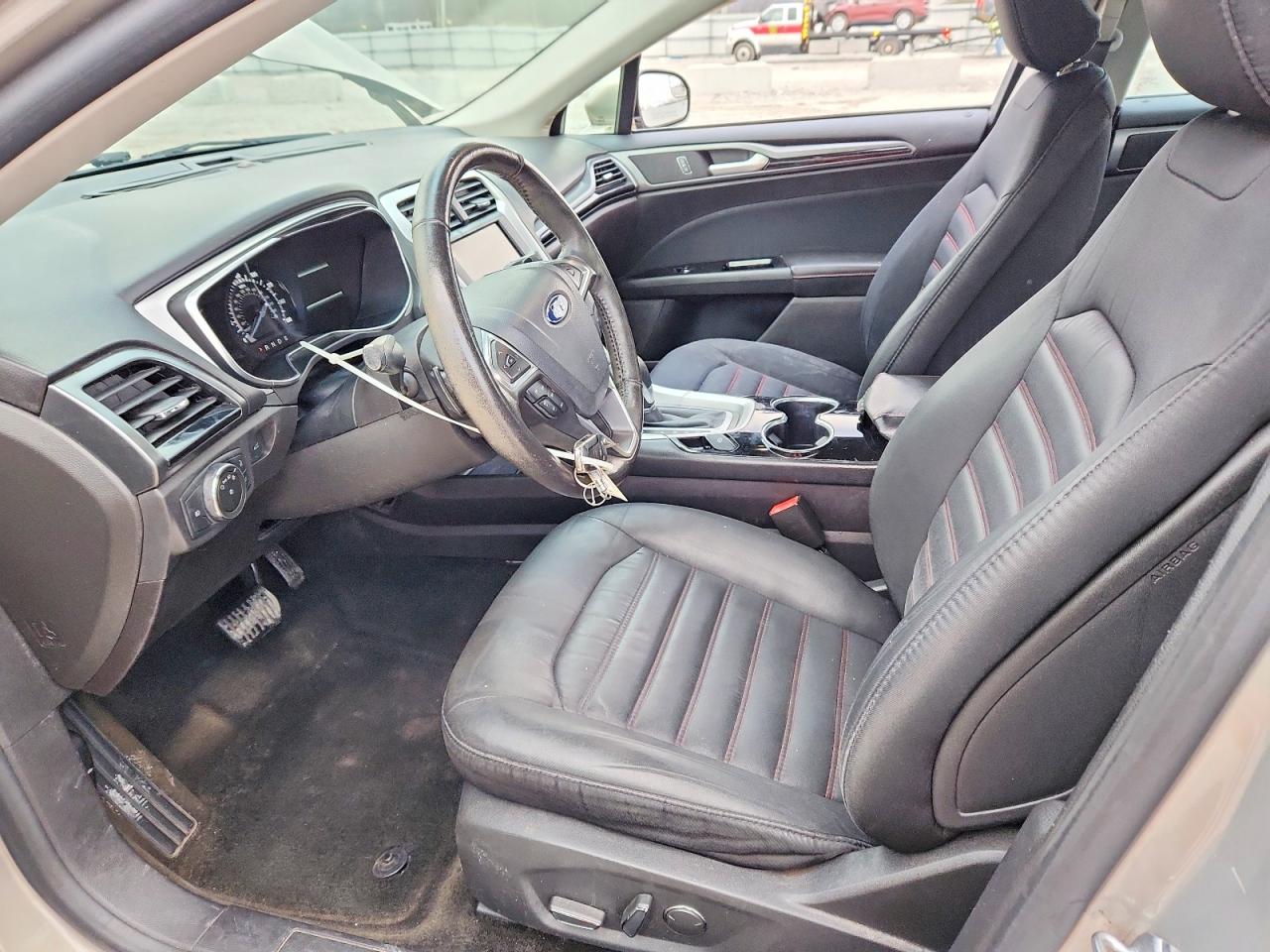 2016 FORD FUSION SE photo 7