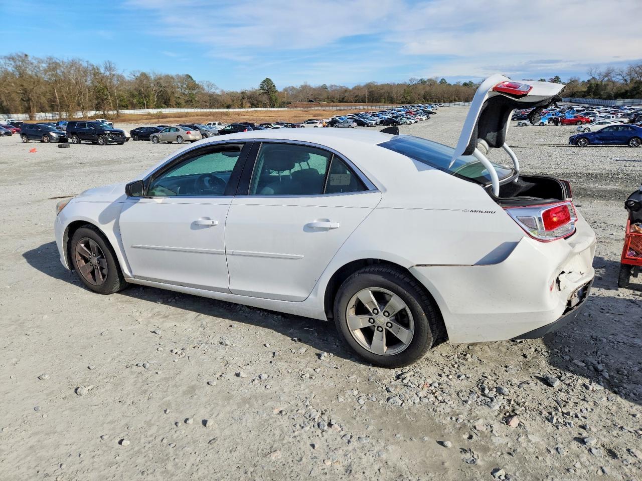 2014 CHEVROLET MALIBU LS photo 2