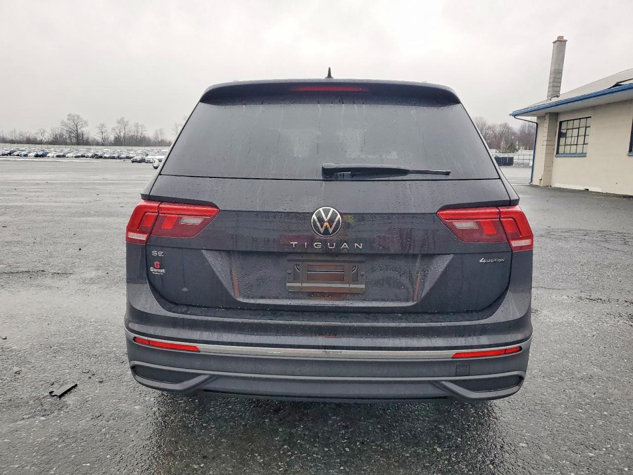 2024 VOLKSWAGEN TIGUAN SE photo 6