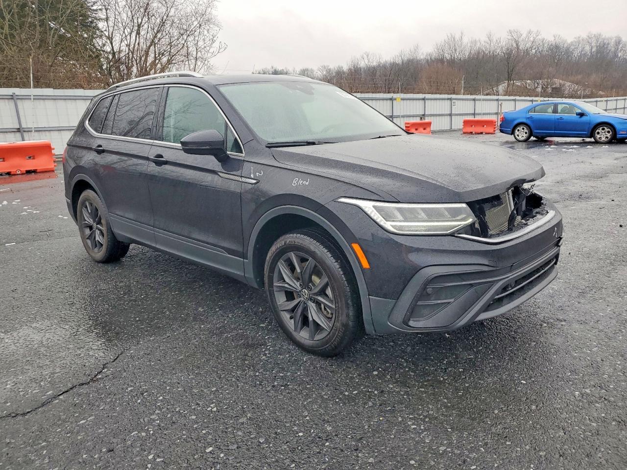 2024 VOLKSWAGEN TIGUAN SE photo 4