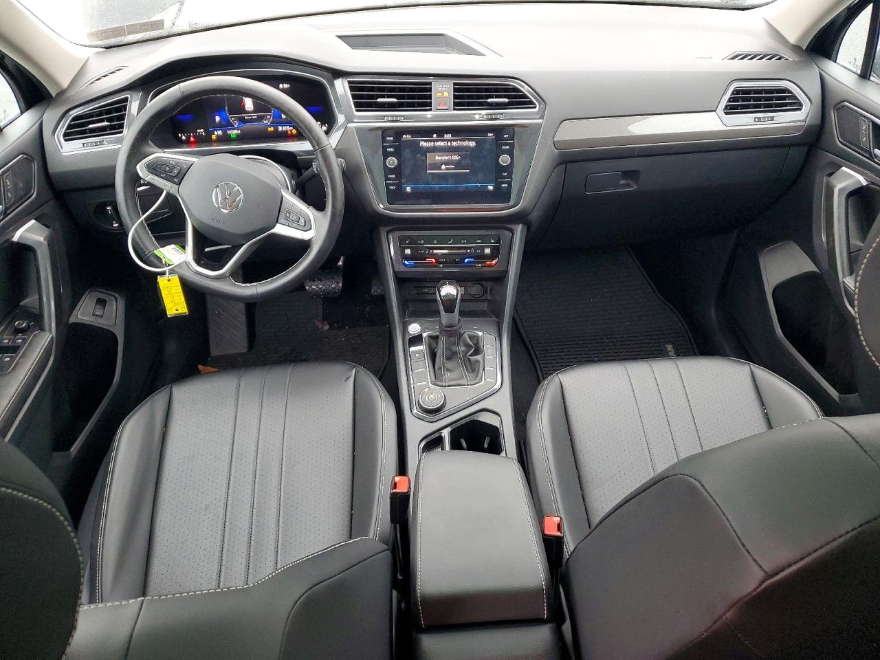 2024 VOLKSWAGEN TIGUAN SE photo 8