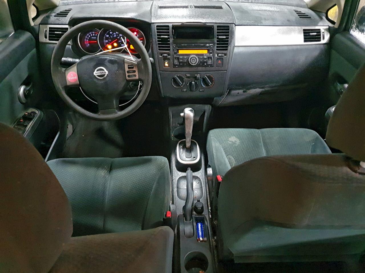 2011 NISSAN VERSA S photo 15