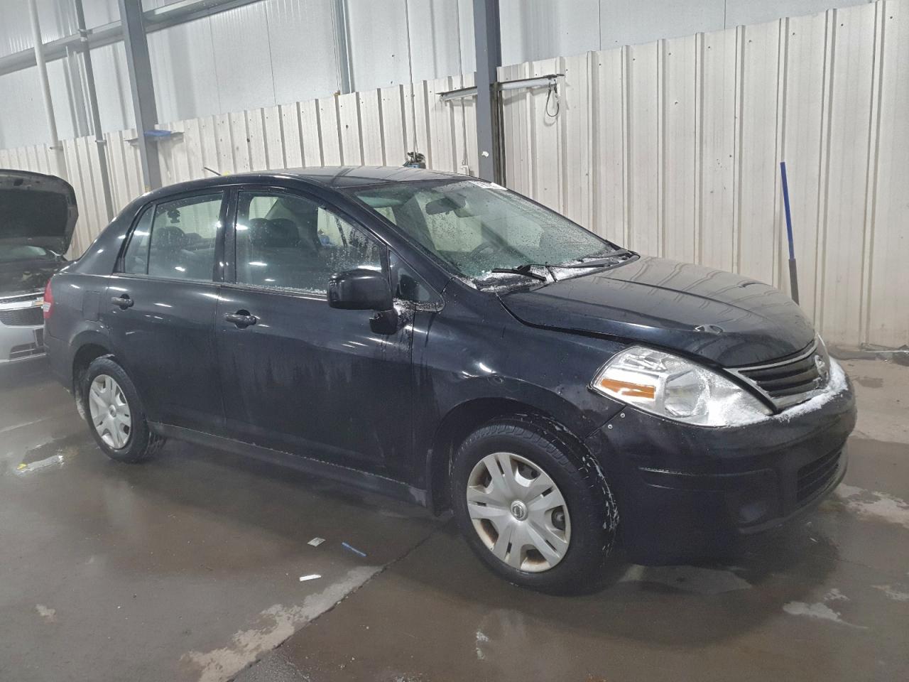2011 NISSAN VERSA S photo 7