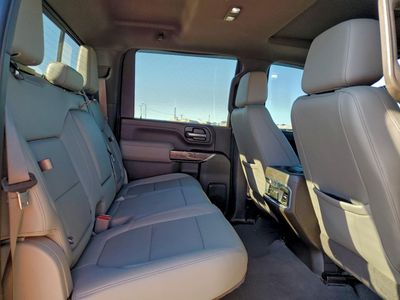 2020 CHEVROLET SILVERADO K2500 HEAVY DUTY LTZ photo 10