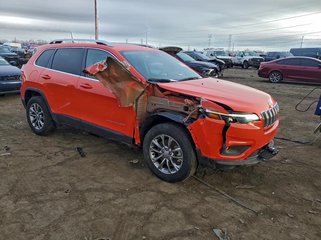 2021 JEEP CHEROKEE LATITUDE LUX photo 4