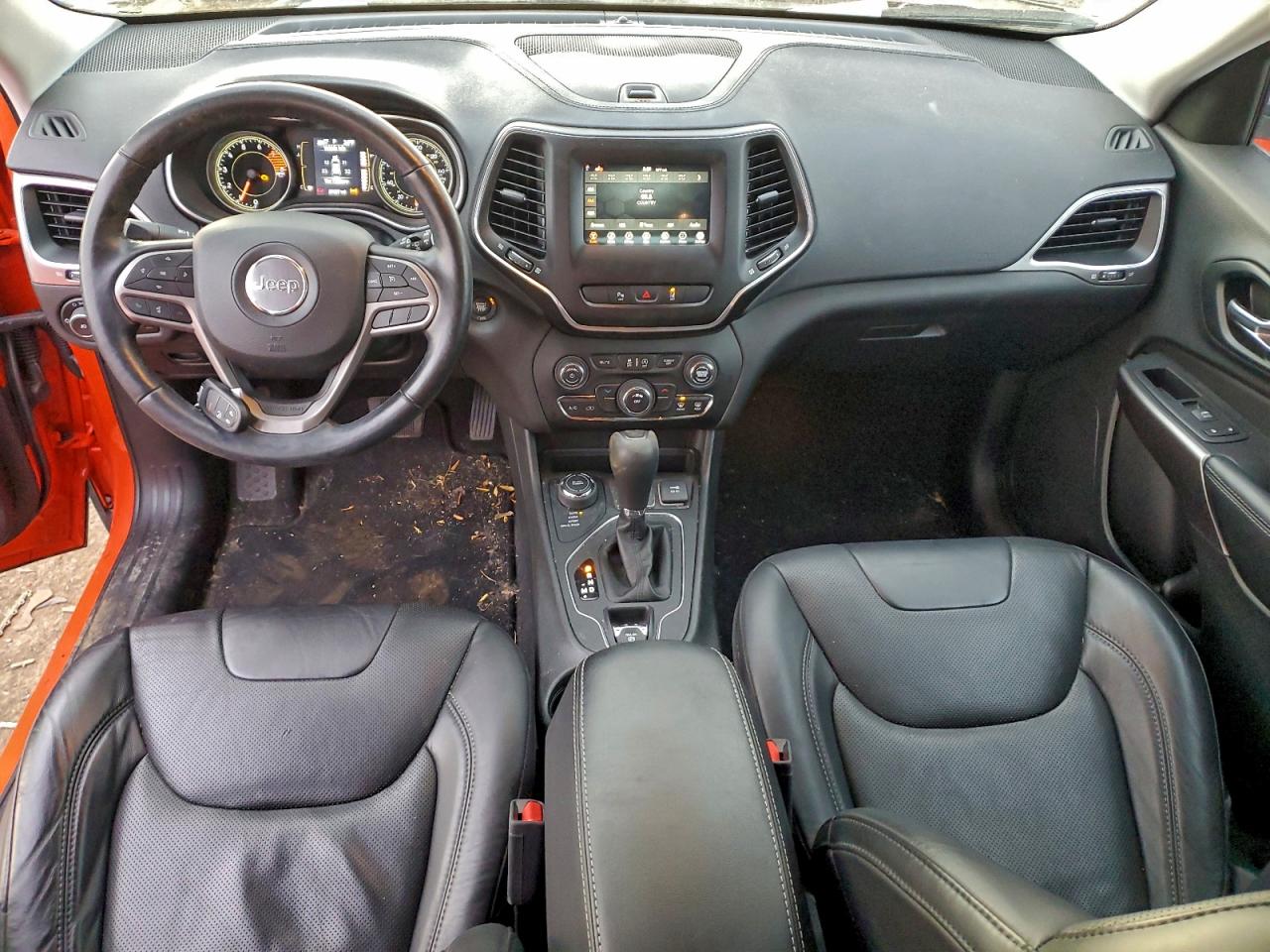 2021 JEEP CHEROKEE LATITUDE LUX photo 8
