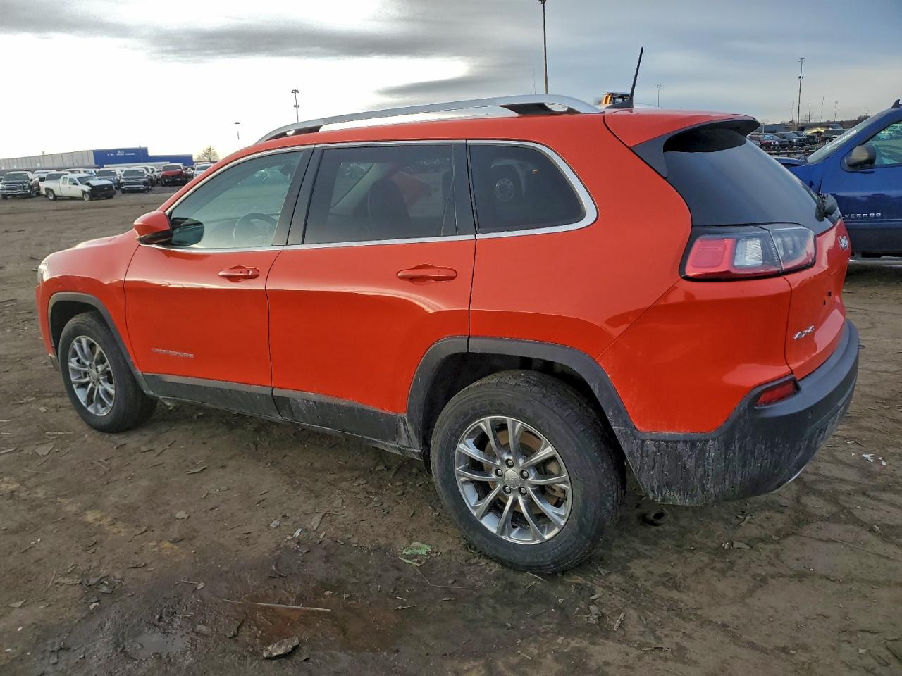 2021 JEEP CHEROKEE LATITUDE LUX photo 2