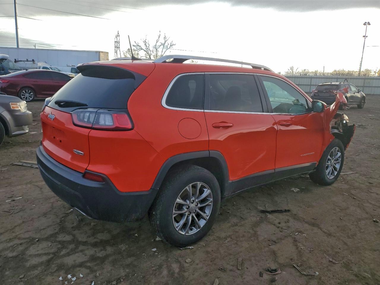 2021 JEEP CHEROKEE LATITUDE LUX photo 3