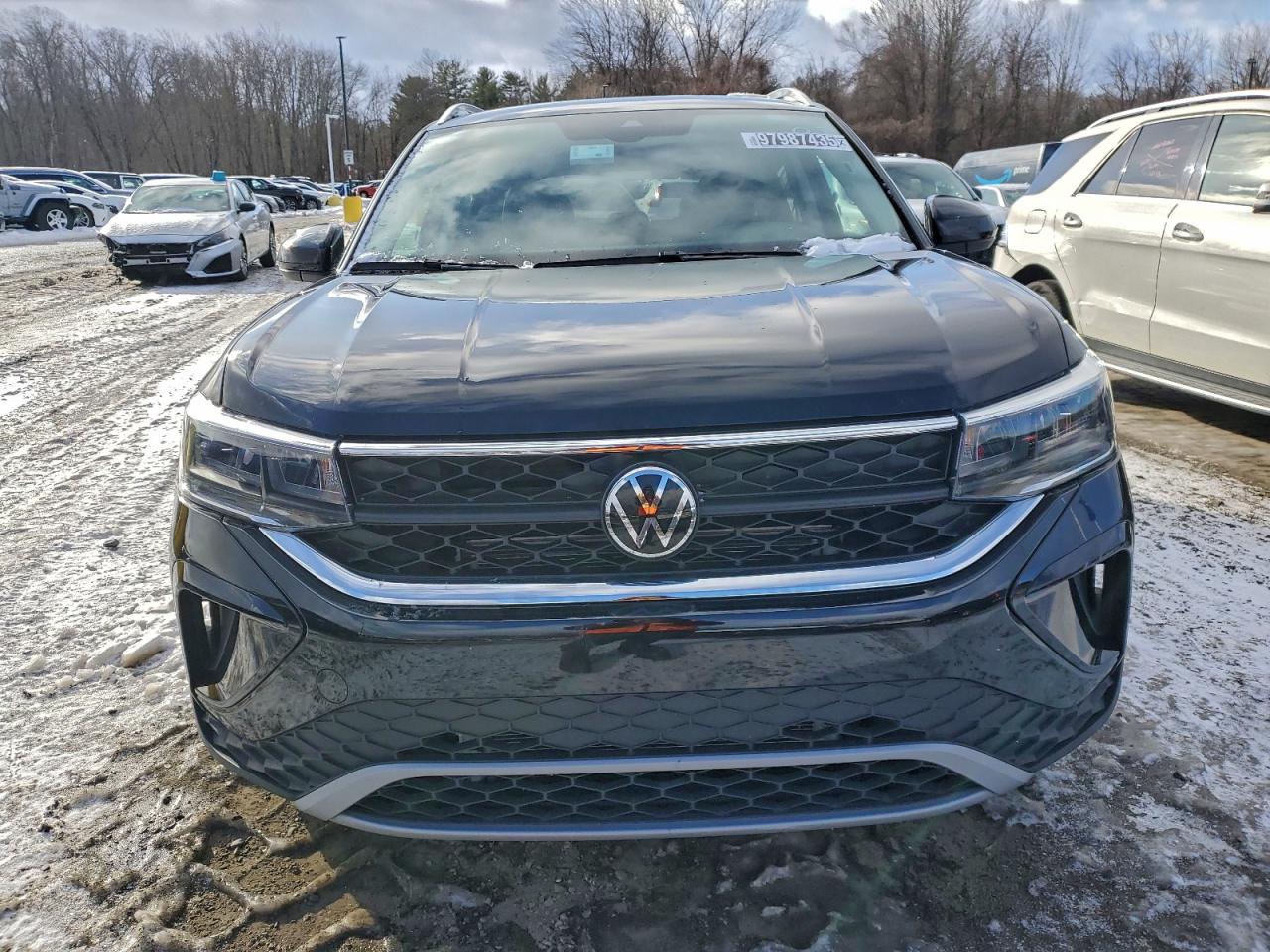 2024 VOLKSWAGEN TAOS SE photo 5