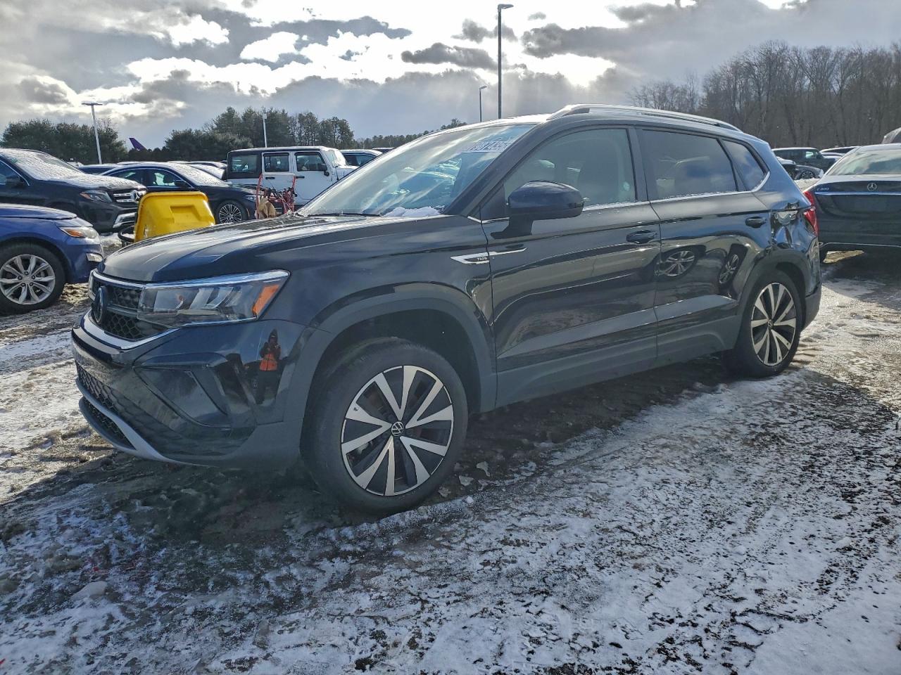 2024 VOLKSWAGEN TAOS