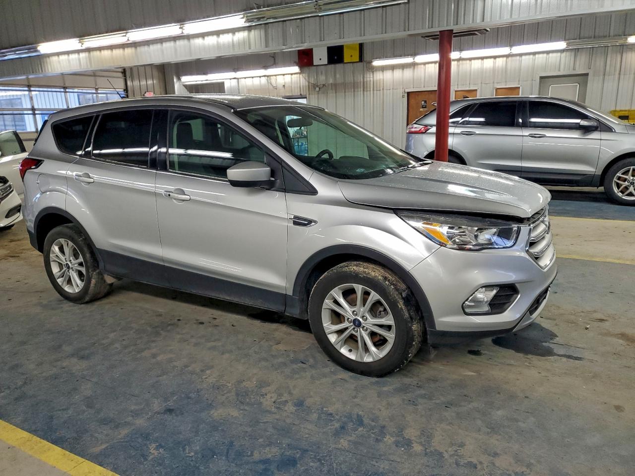 2019 FORD ESCAPE SE photo 4