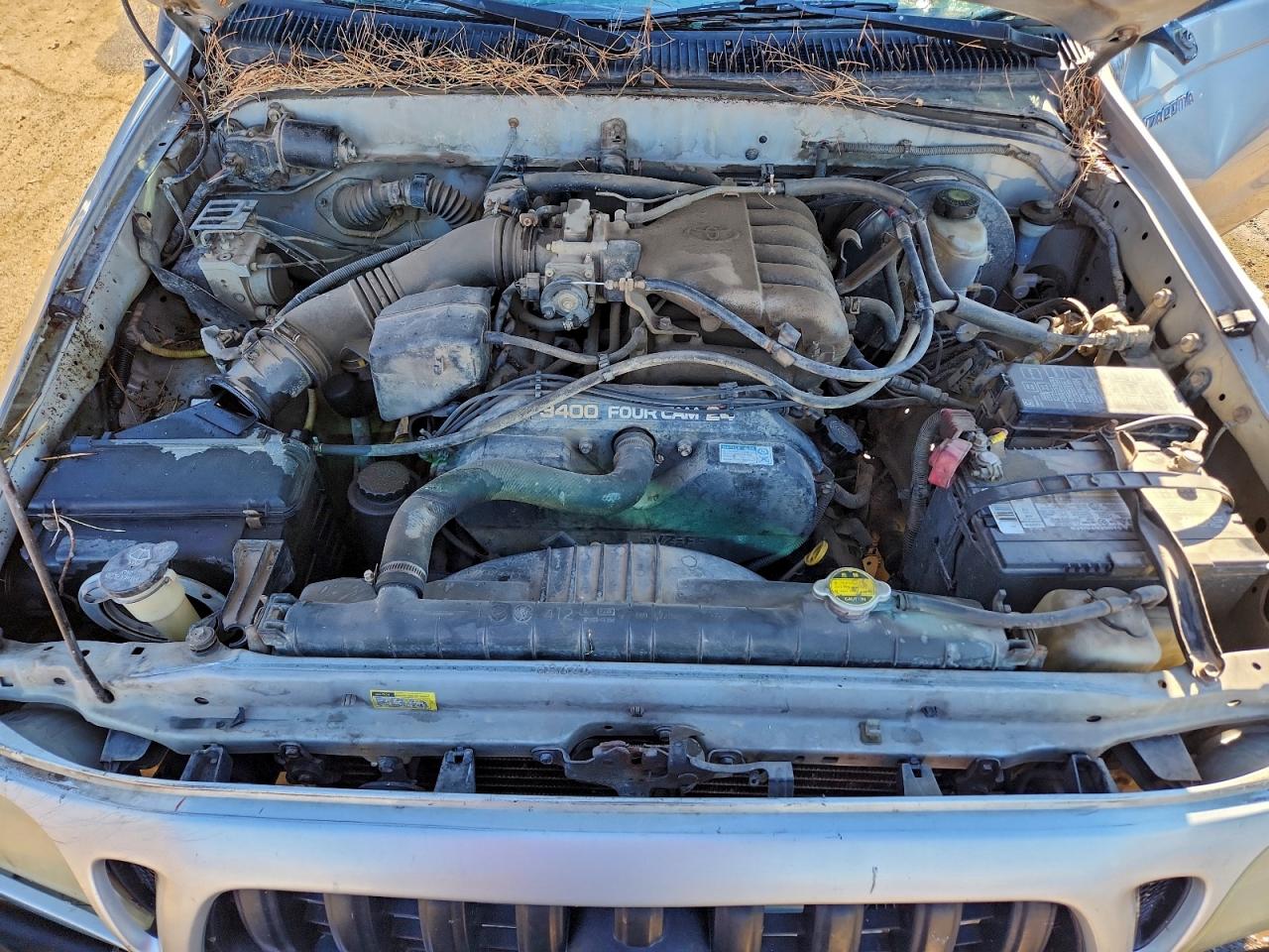 2003 TOYOTA TACOMA XTRACAB photo 11
