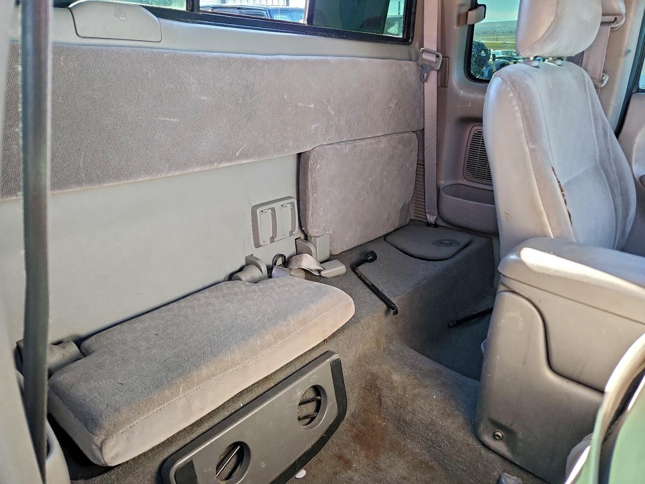 2003 TOYOTA TACOMA XTRACAB photo 10
