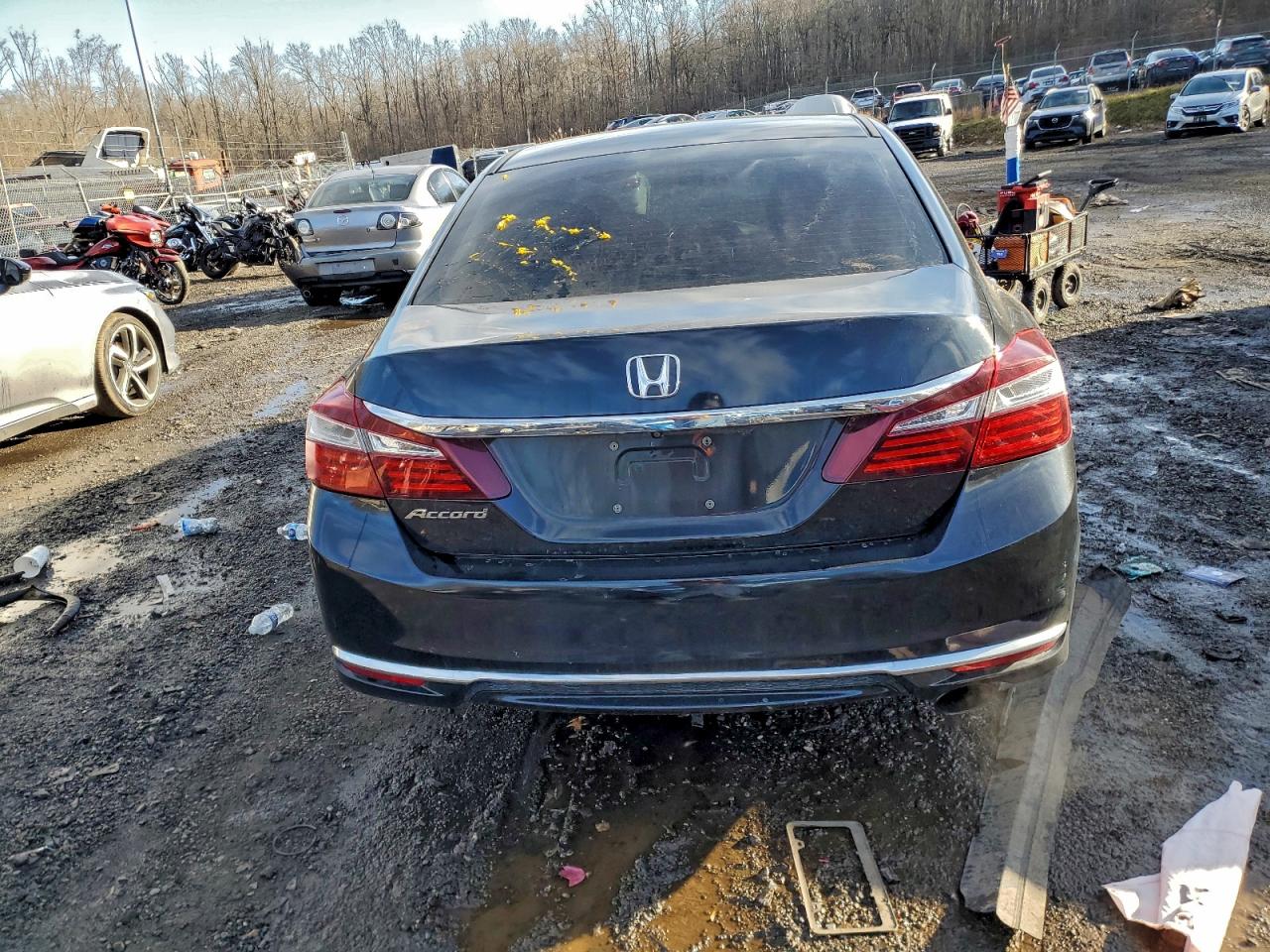 2017 HONDA ACCORD LX photo 6