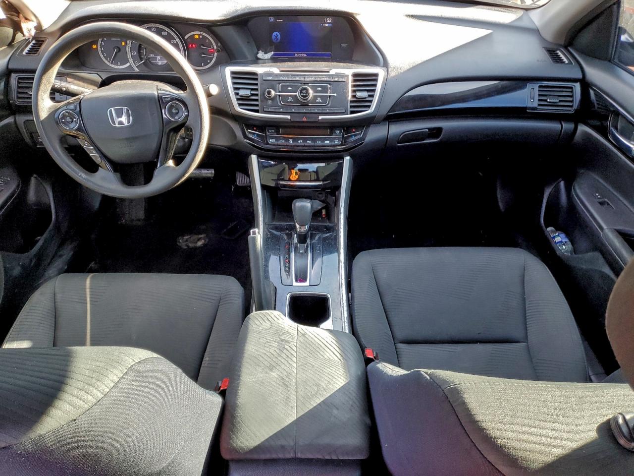 2017 HONDA ACCORD LX photo 8