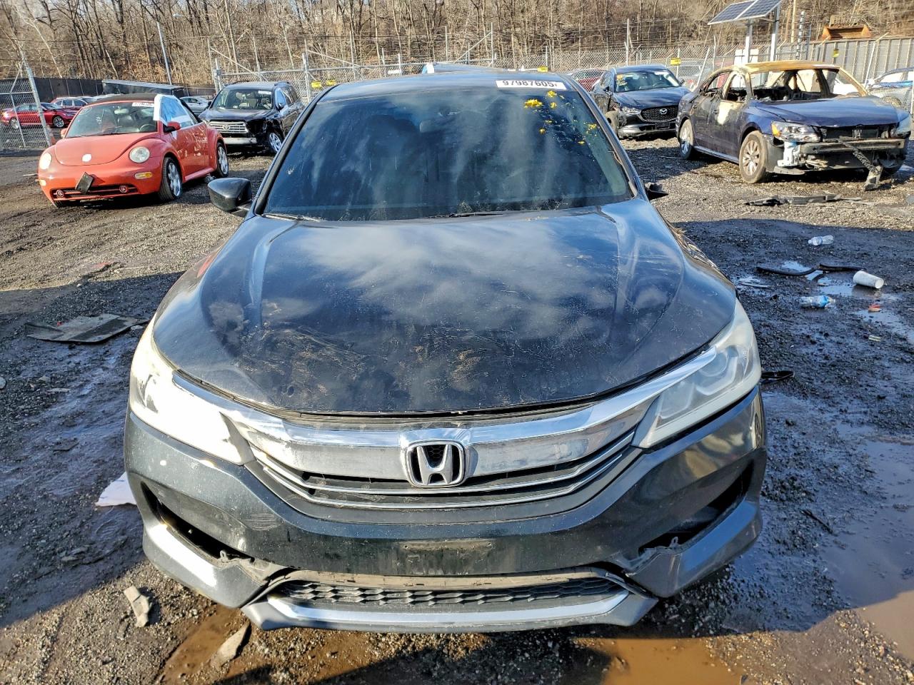 2017 HONDA ACCORD LX photo 5