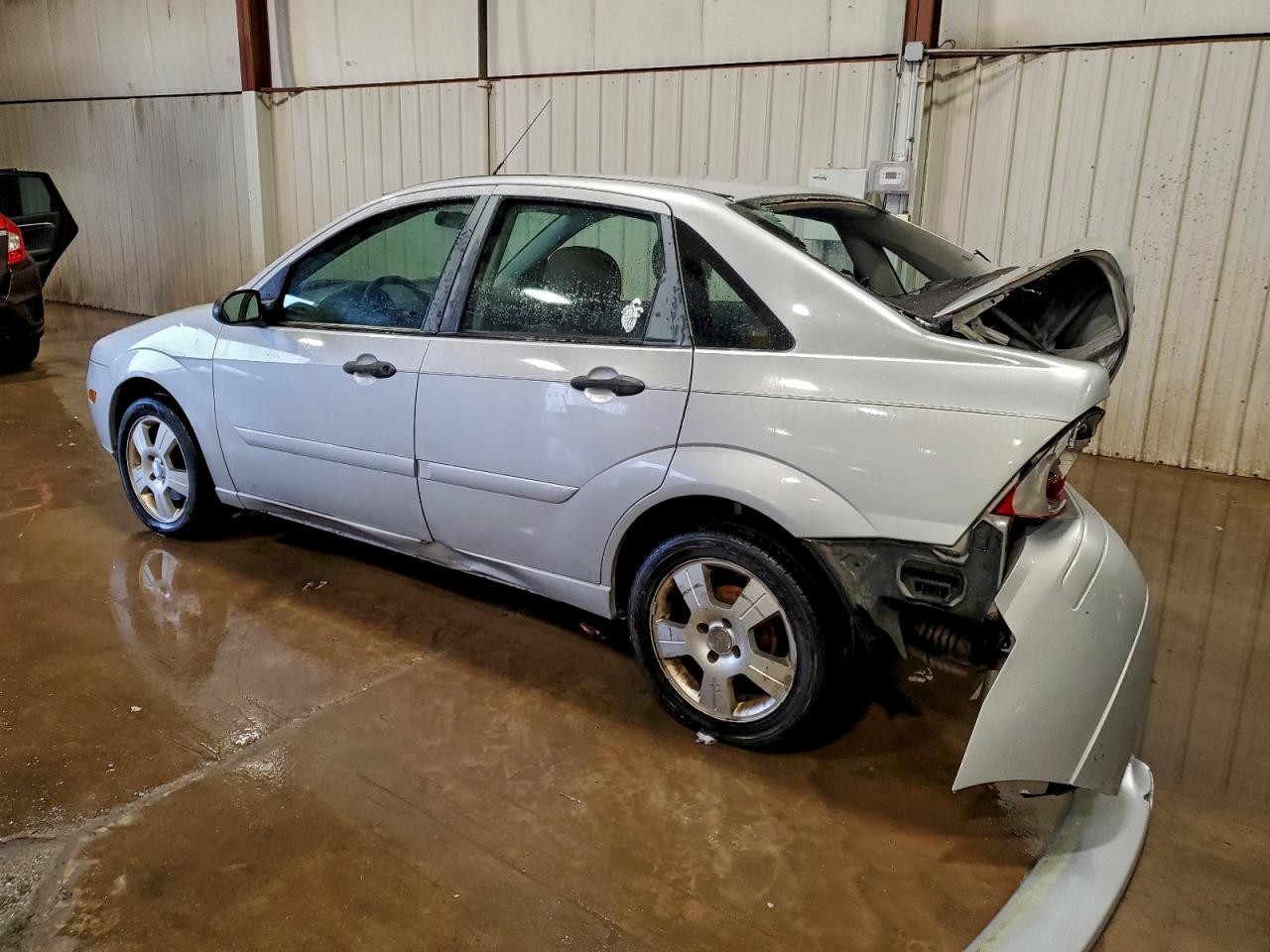 2007 FORD FOCUS ZX4 photo 2