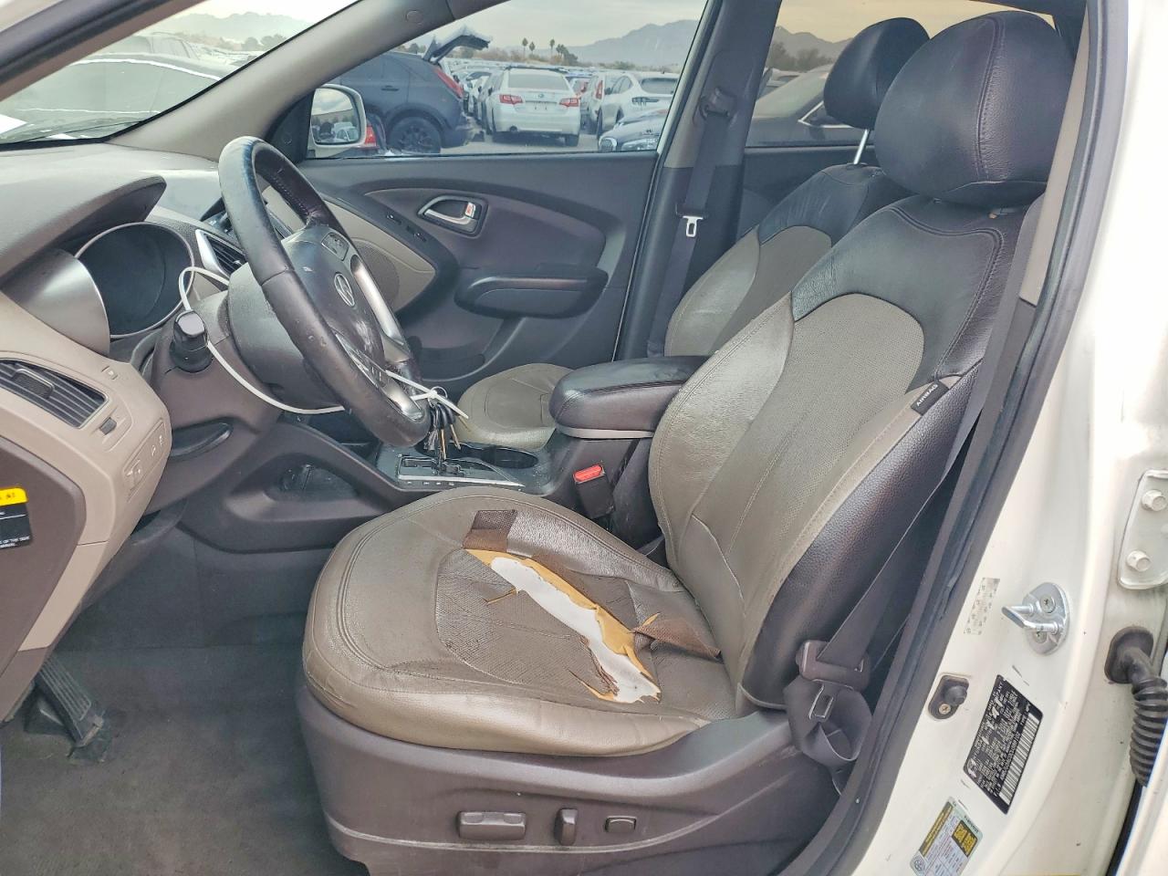 2012 HYUNDAI TUCSON GLS photo 7