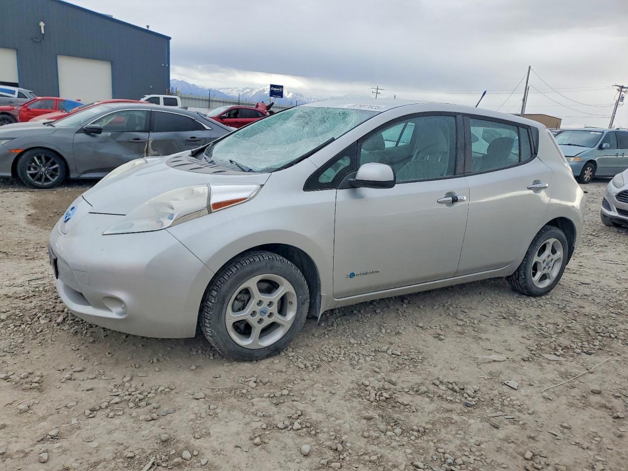 2014 NISSAN LEAF S — FRONT END damage — photo 1