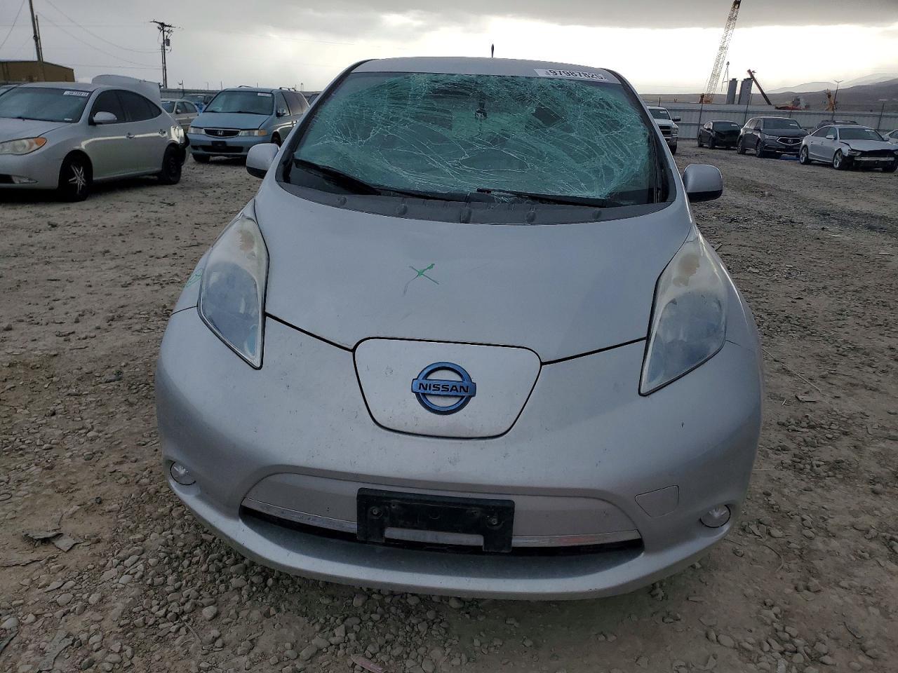 2014 NISSAN LEAF S photo 5