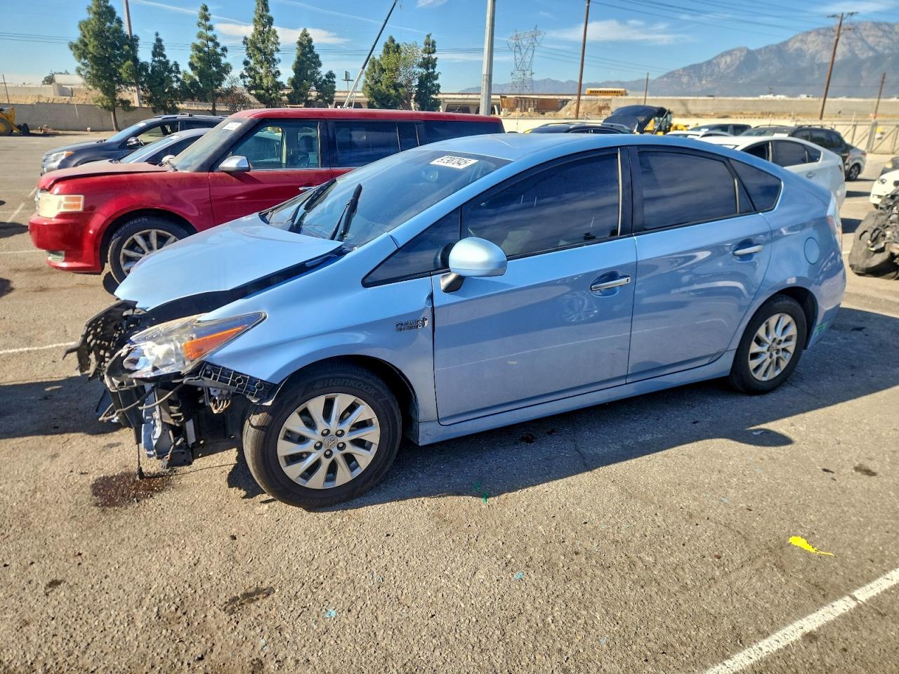 2014 TOYOTA PRIUS PLUG-IN