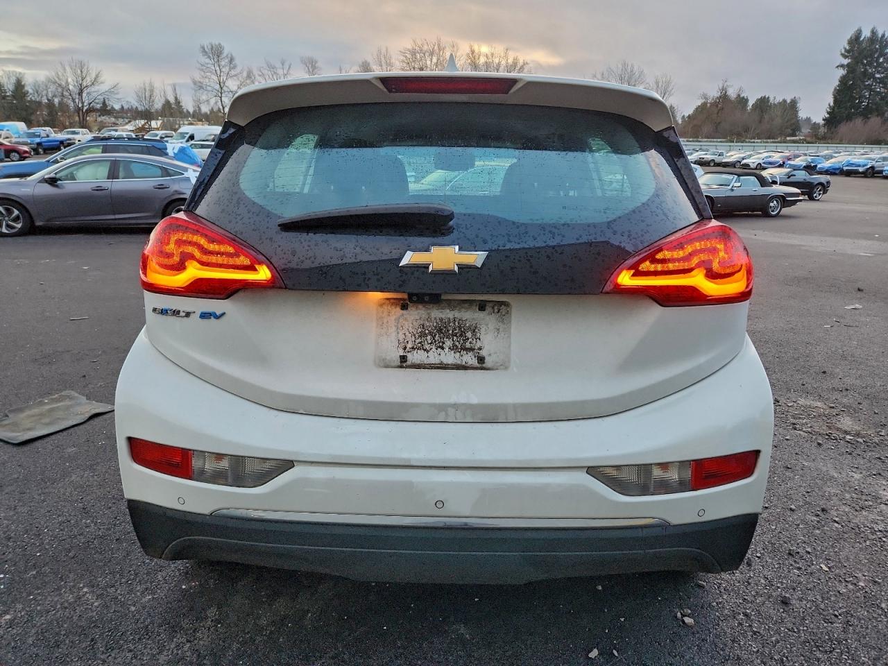 2017 CHEVROLET BOLT EV PREMIER photo 6