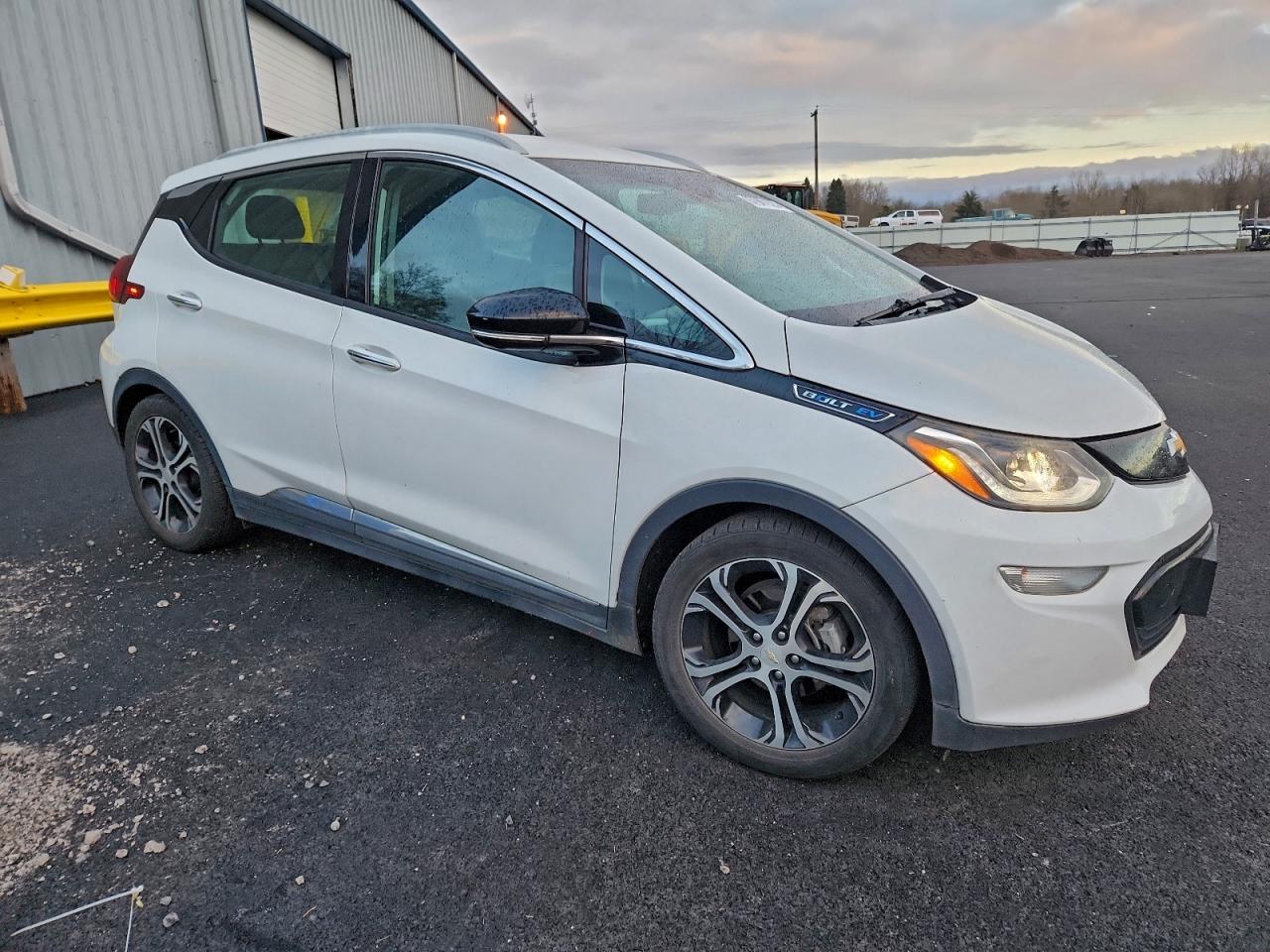 2017 CHEVROLET BOLT EV PREMIER photo 4