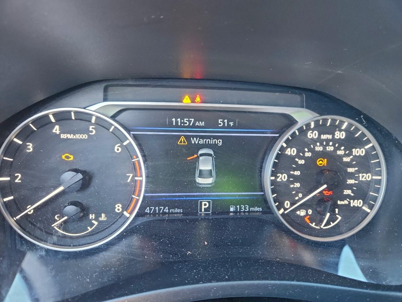 2019 NISSAN ALTIMA SR photo 9