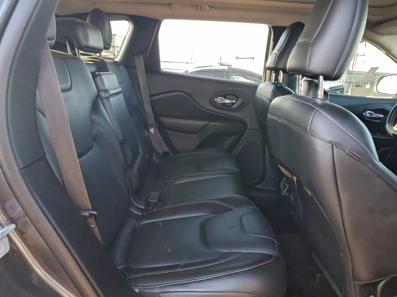 2015 JEEP CHEROKEE LIMITED photo 11