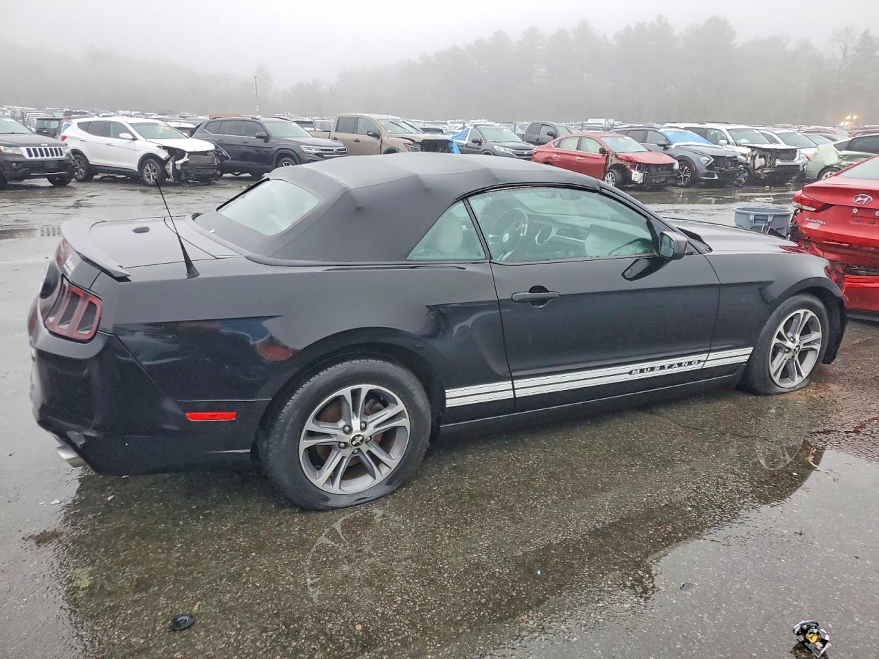 2014 FORD MUSTANG photo 3