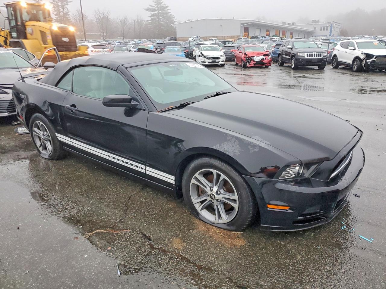 2014 FORD MUSTANG photo 4
