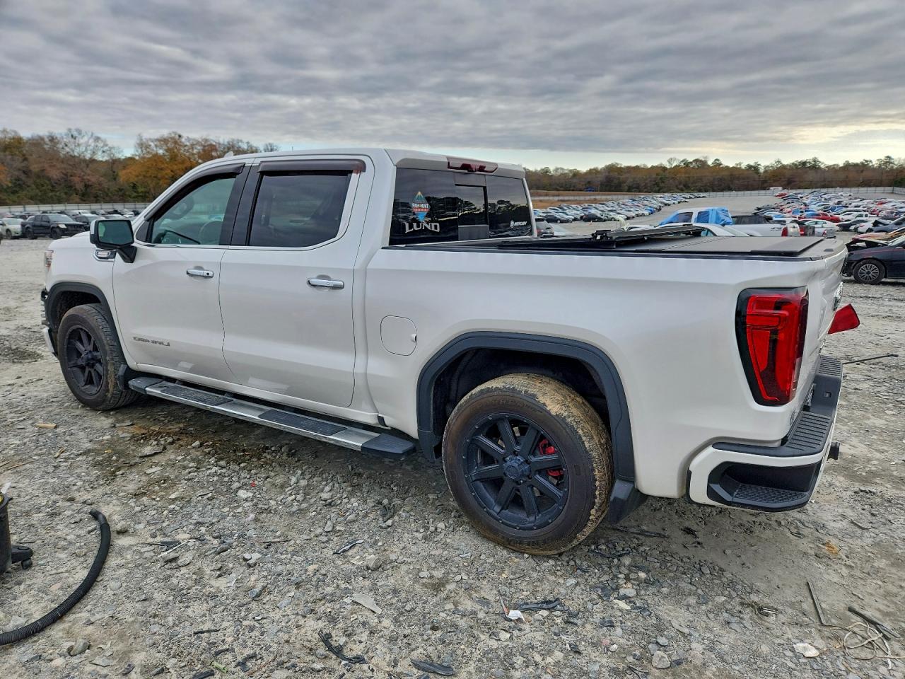 2020 GMC SIERRA K1500 DENALI photo 2