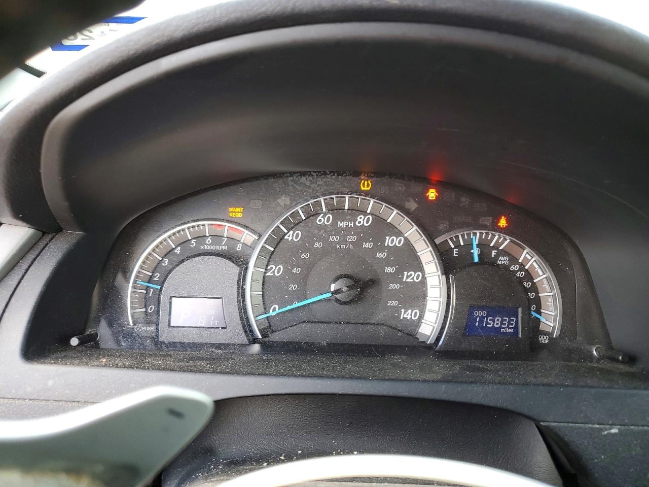 2014 TOYOTA CAMRY L photo 9