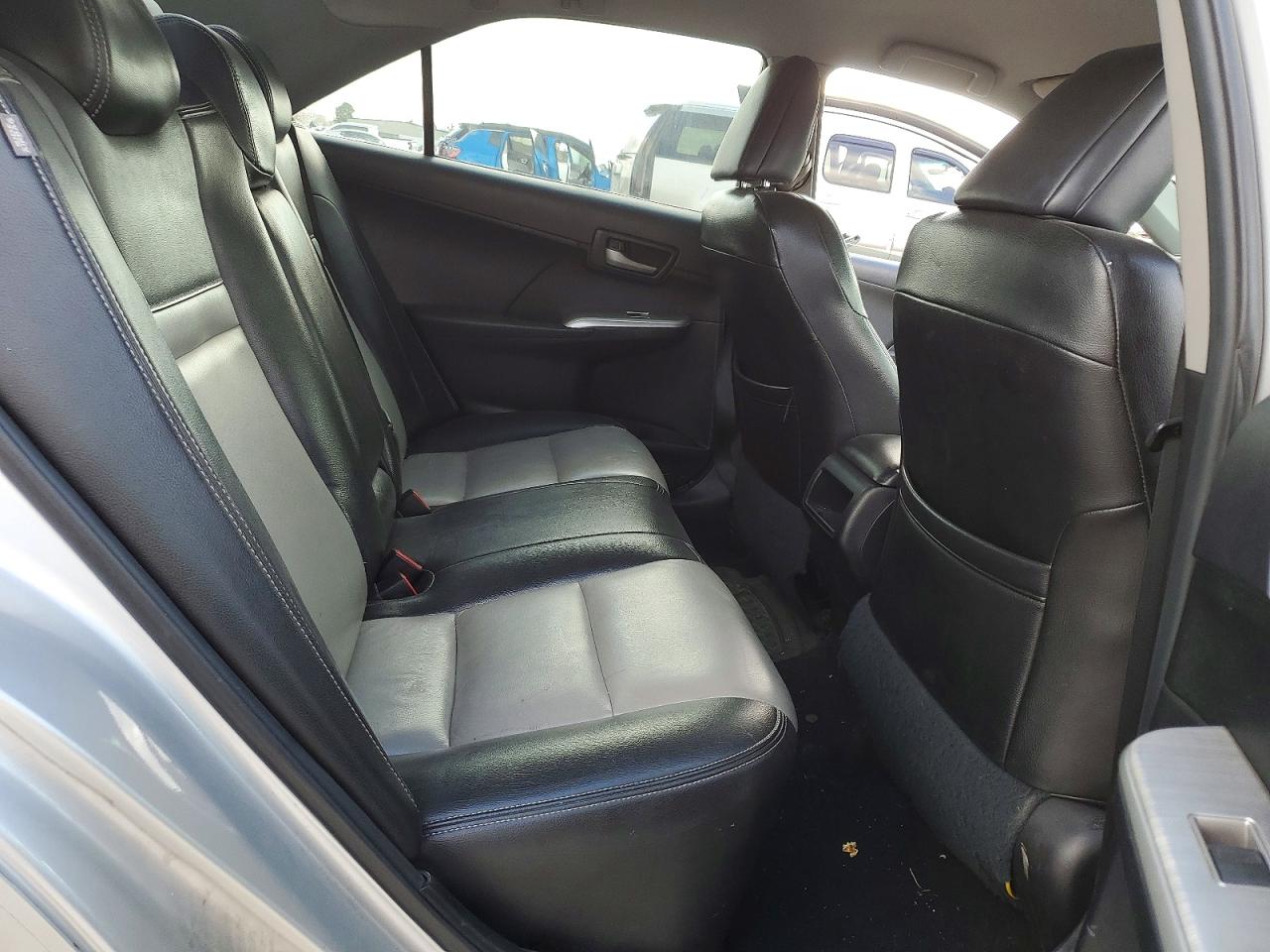 2014 TOYOTA CAMRY L photo 10