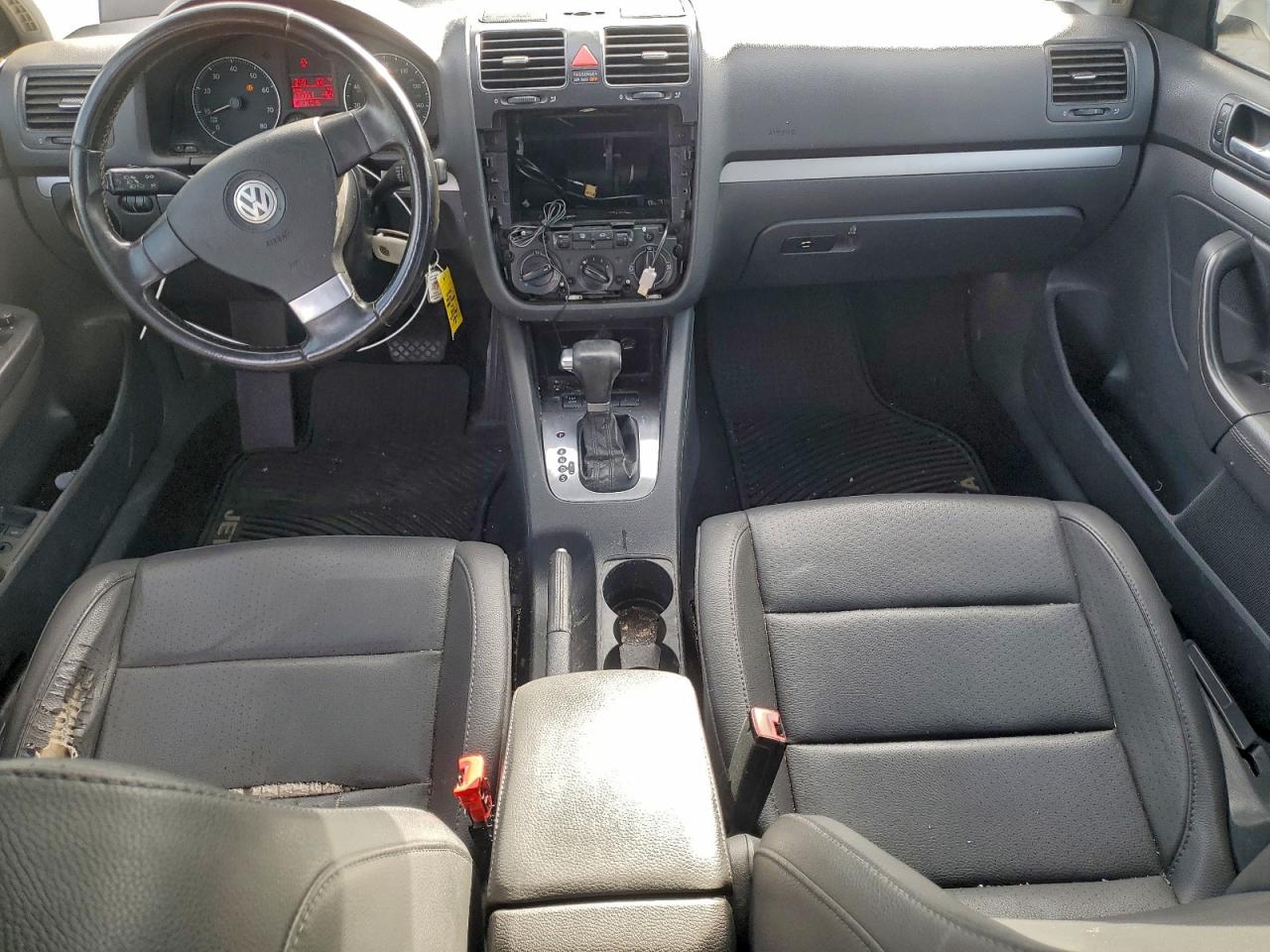 2008 VOLKSWAGEN JETTA SE photo 8