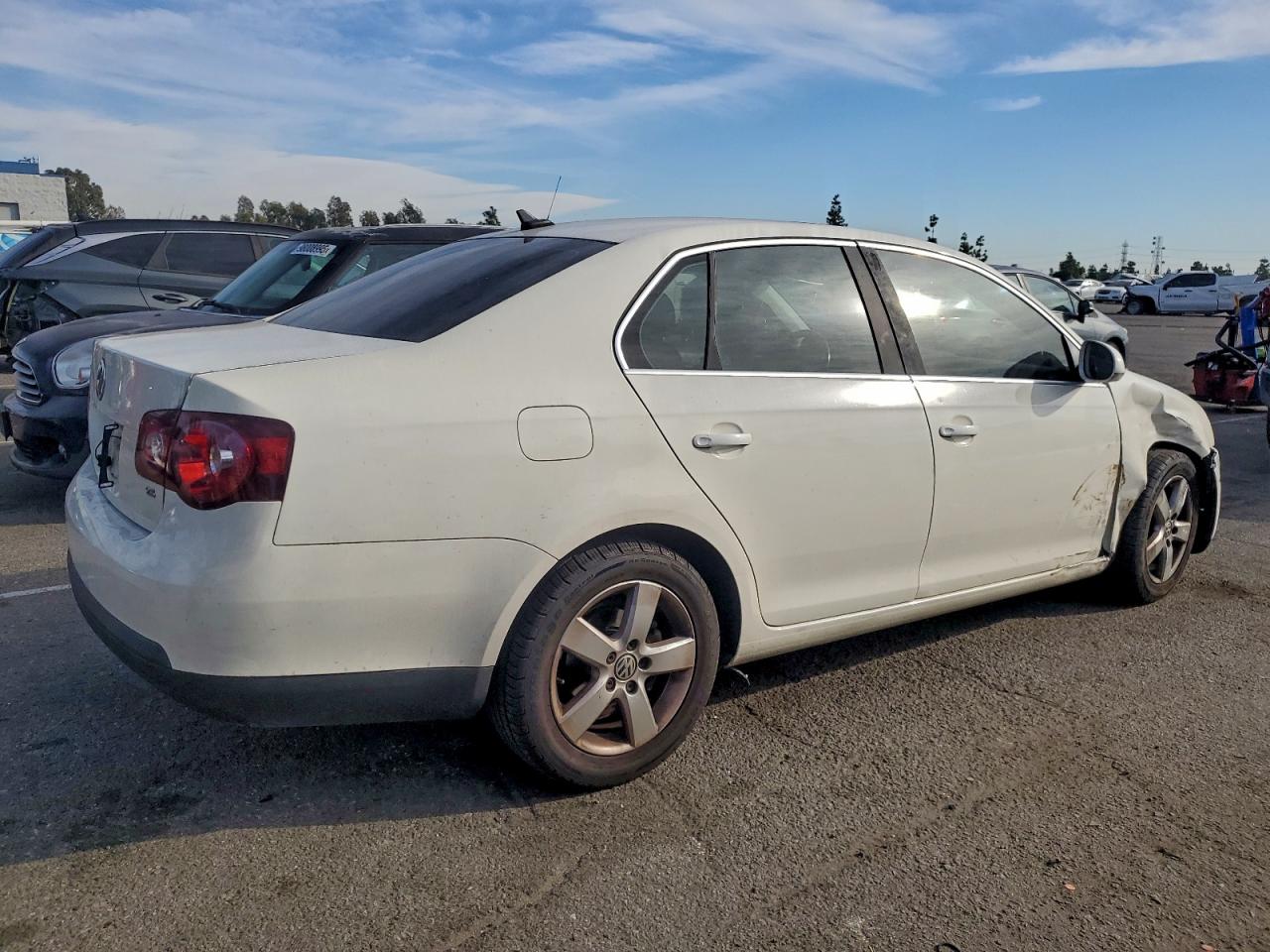 2008 VOLKSWAGEN JETTA SE photo 3