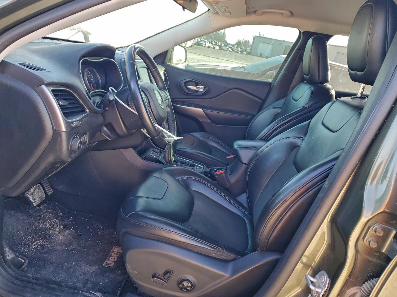 2019 JEEP CHEROKEE LATITUDE PLUS photo 7