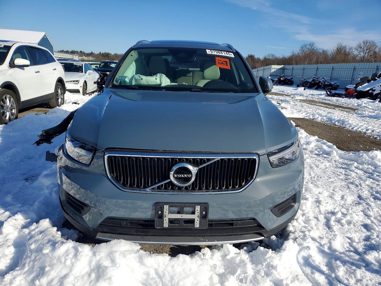 2020 VOLVO XC40 T5 MOMENTUM photo 5
