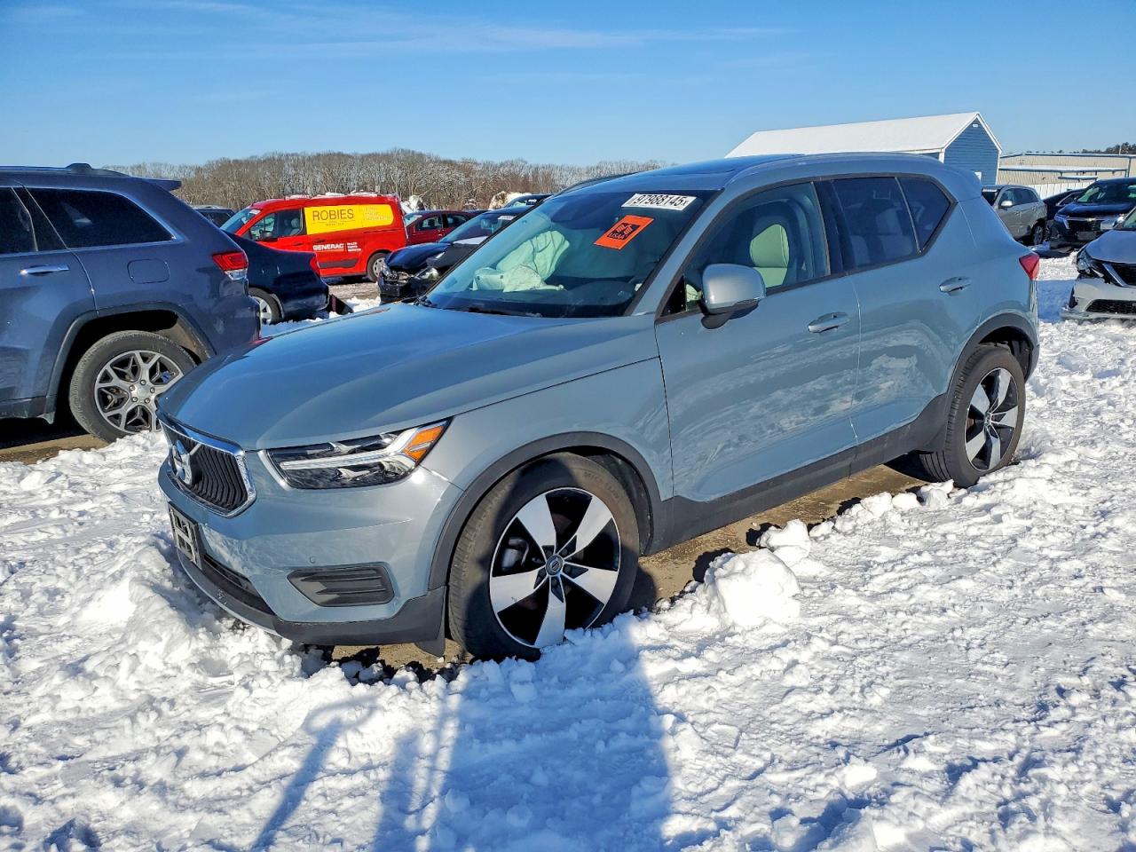 2020 VOLVO XC40