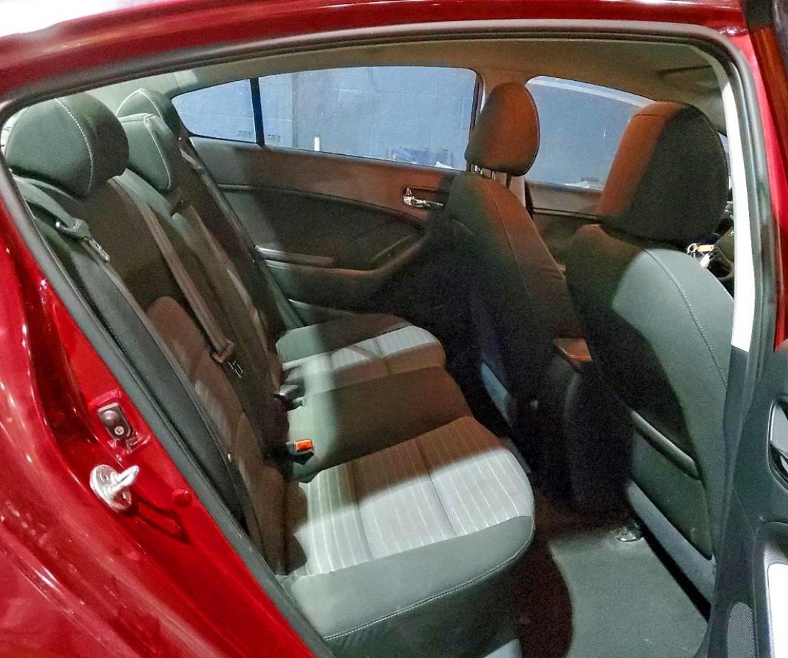 2015 KIA FORTE EX photo 10