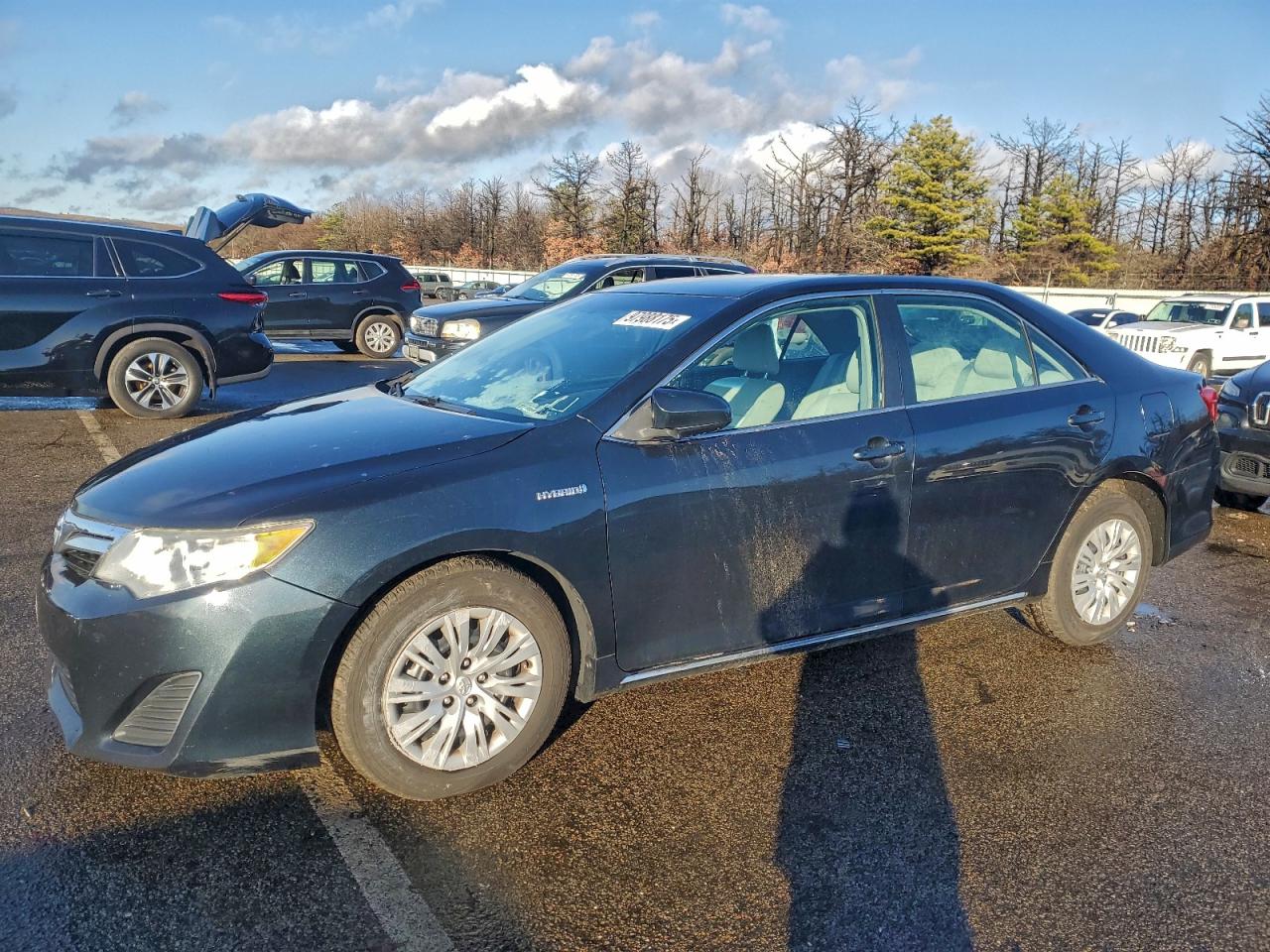 2014 TOYOTA CAMRY