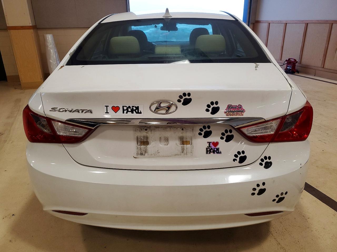 2011 HYUNDAI SONATA GLS photo 6