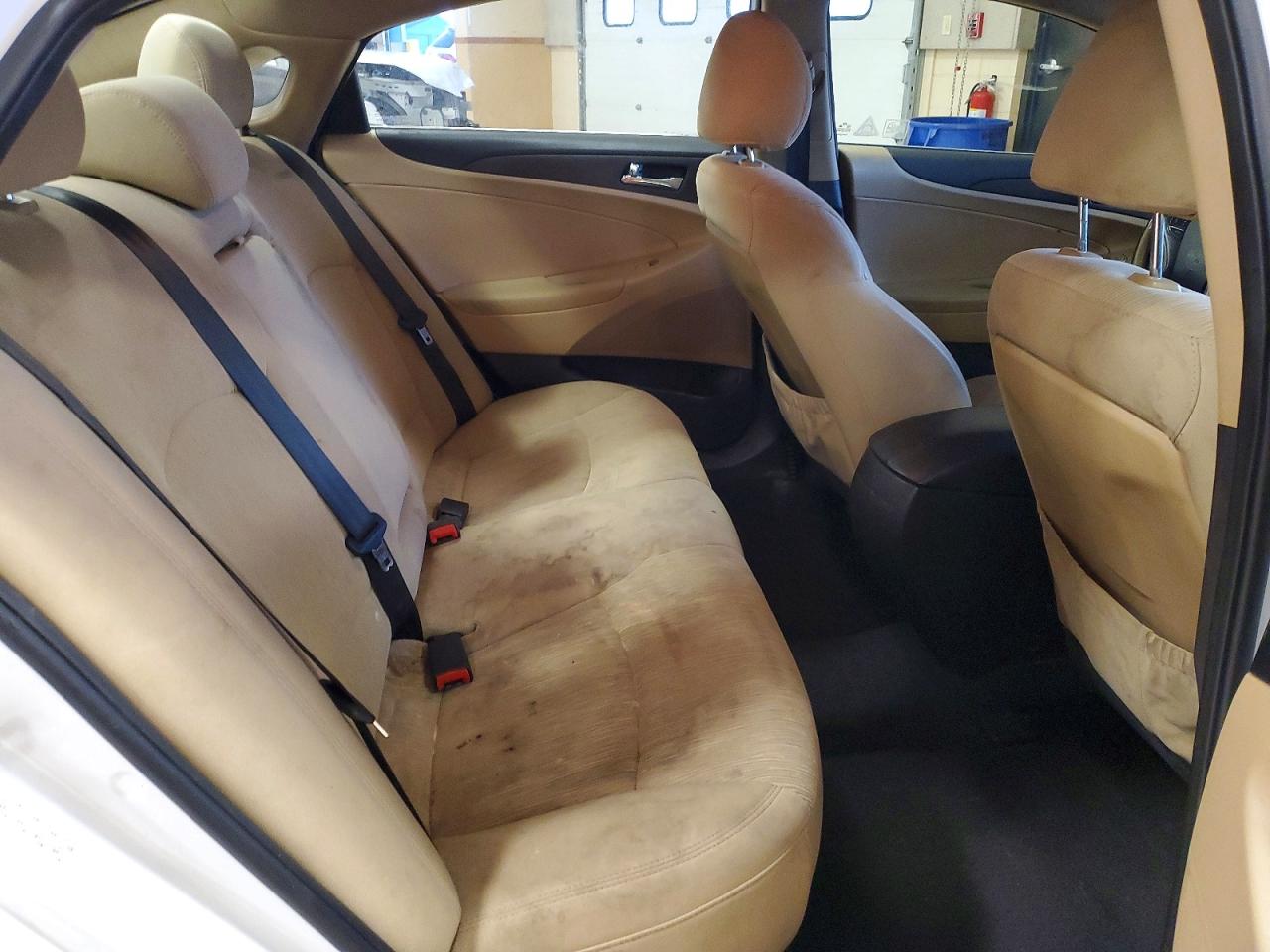 2011 HYUNDAI SONATA GLS photo 10