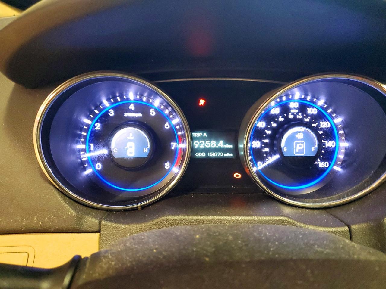 2011 HYUNDAI SONATA GLS photo 9