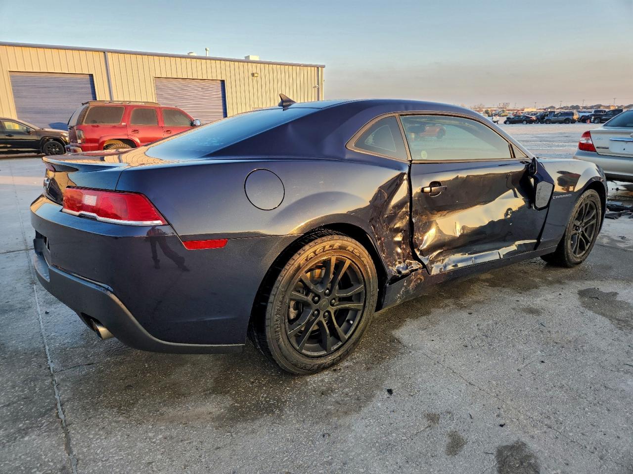 2015 CHEVROLET CAMARO LT photo 3