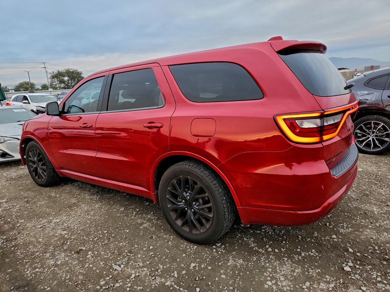2015 DODGE DURANGO R/T photo 2