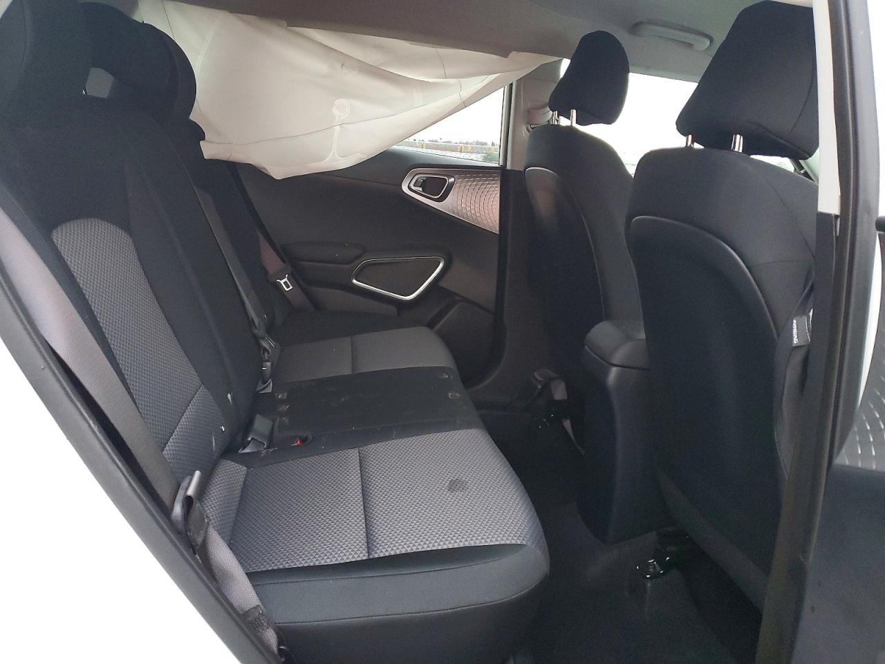 2025 KIA SOUL LX photo 10