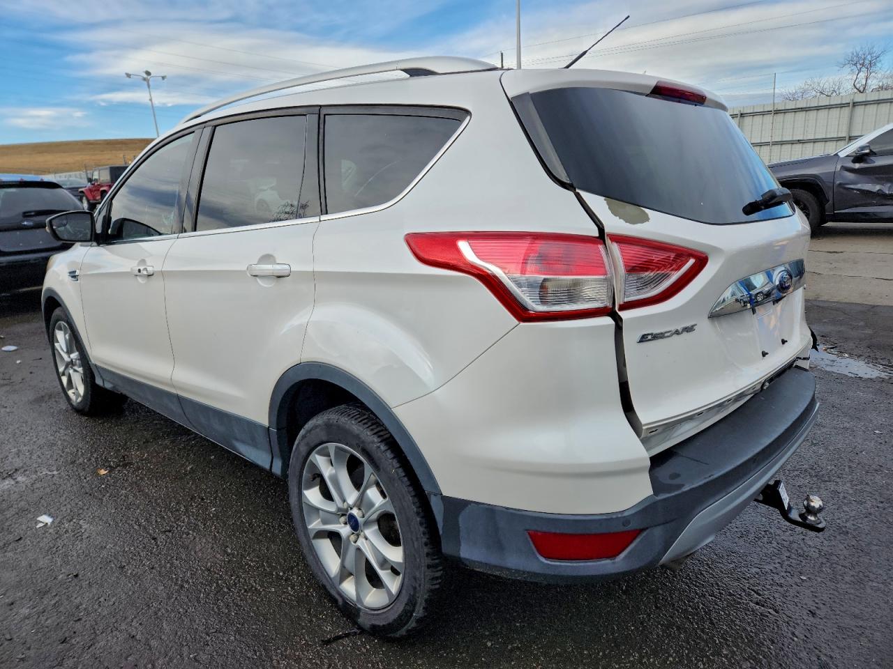 2016 FORD ESCAPE TITANIUM photo 2